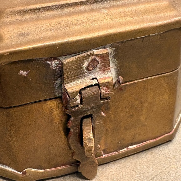 Octagonal Brass Trinket Box - Picture 6 of 10